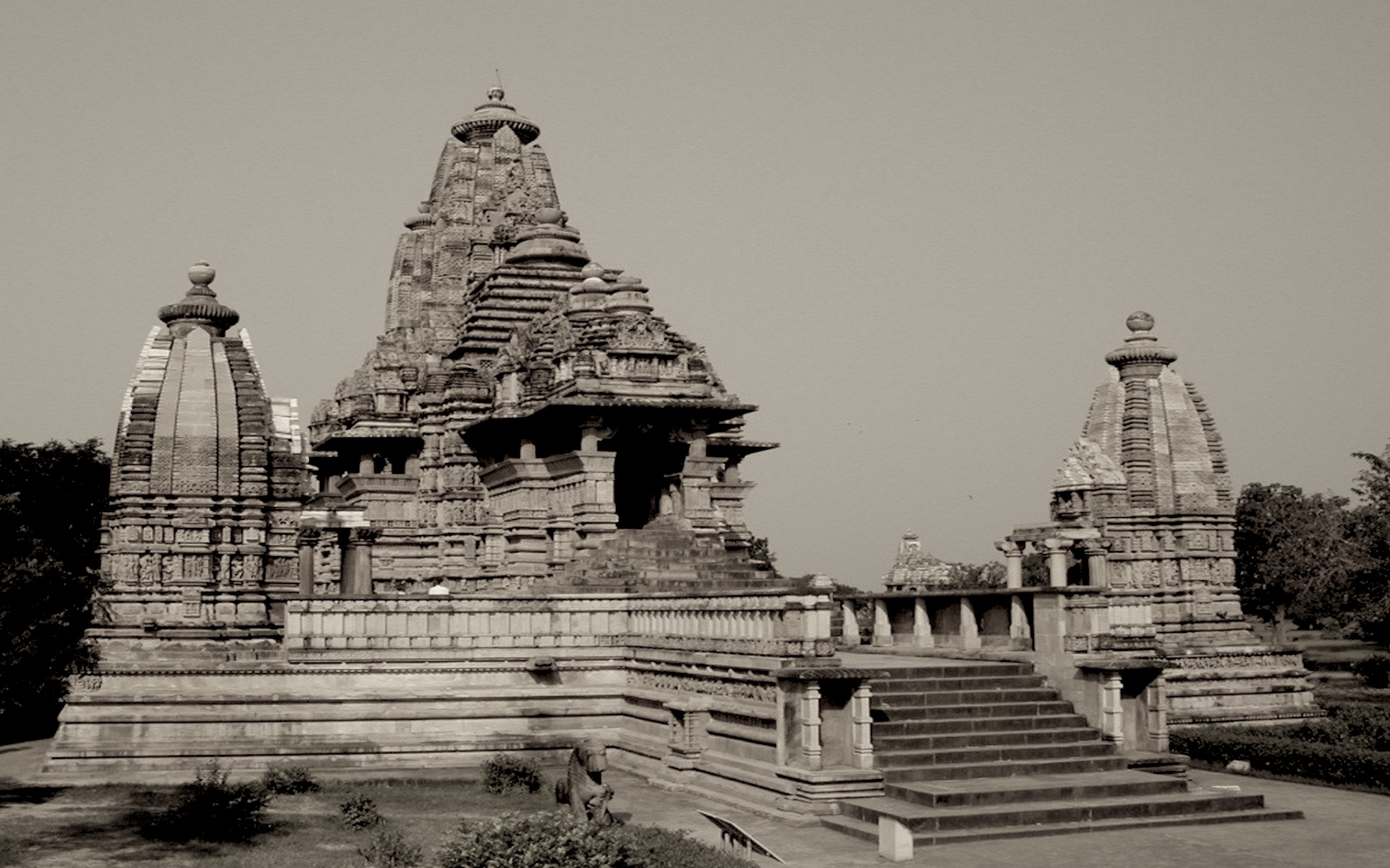 The Tradition of Kshaatra in India: The Classical Age