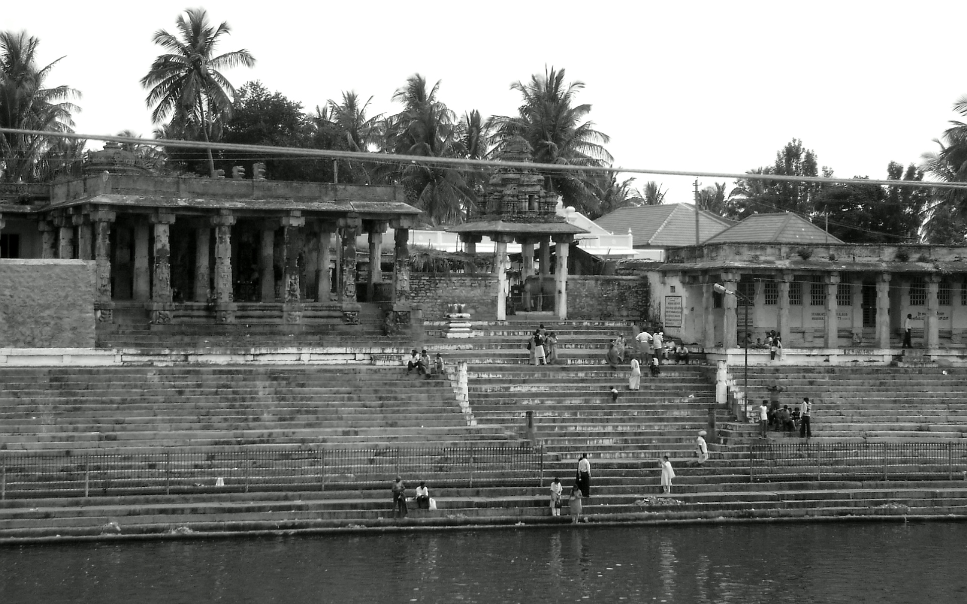 A Chat with the Shataavadhaani