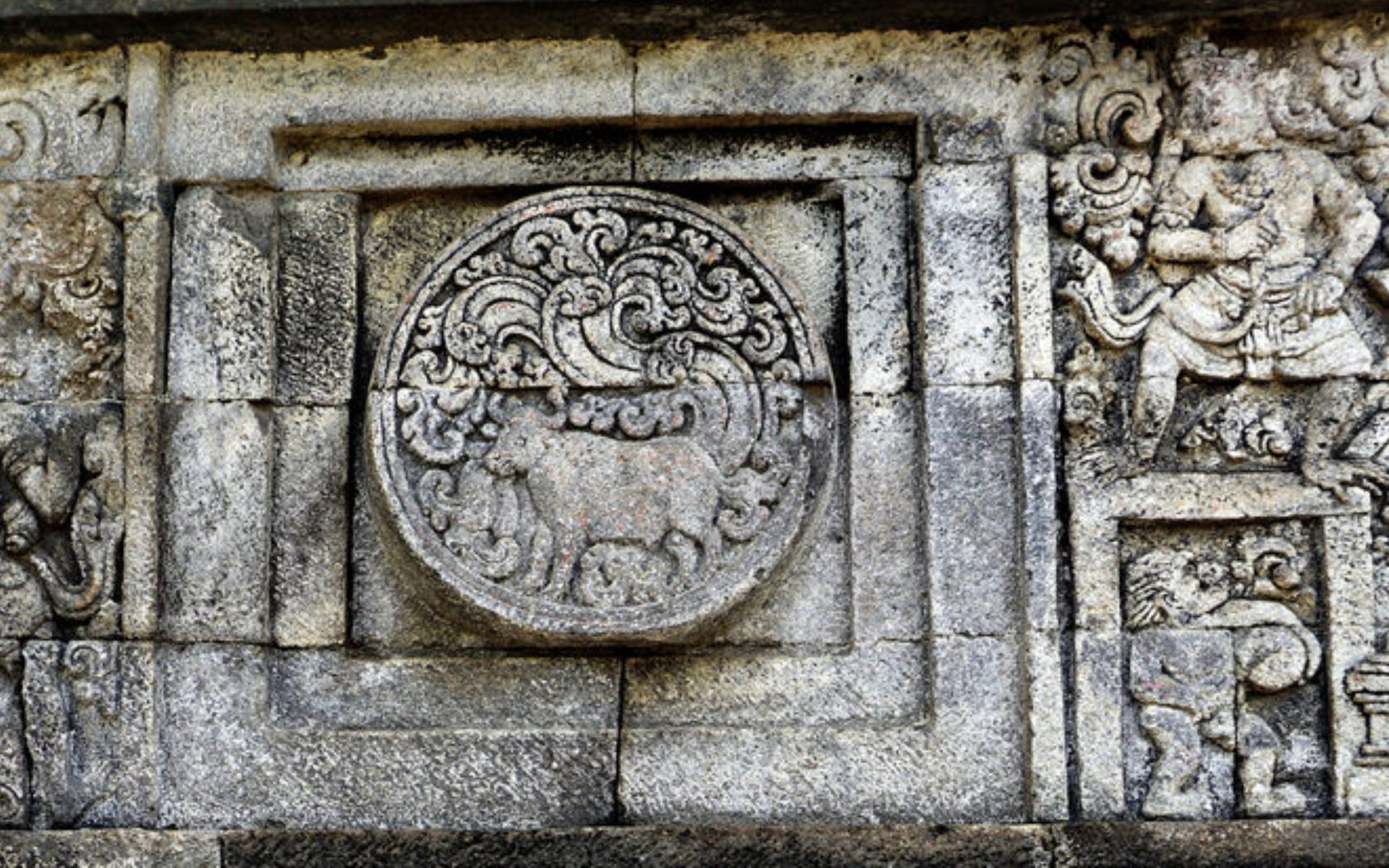 சிவ-ராம-கிருஷ்ணன்: உலகம் ஒரு குடும்பம்